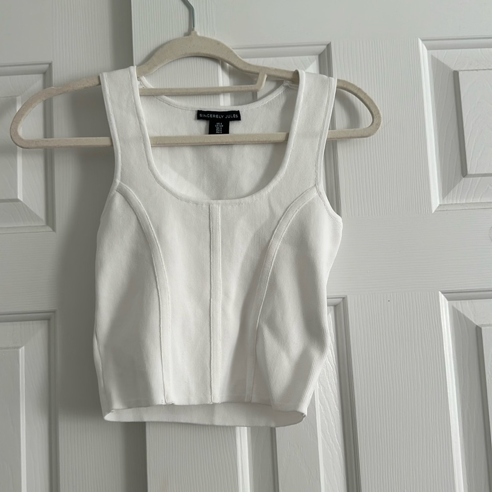 white crop top tank top
